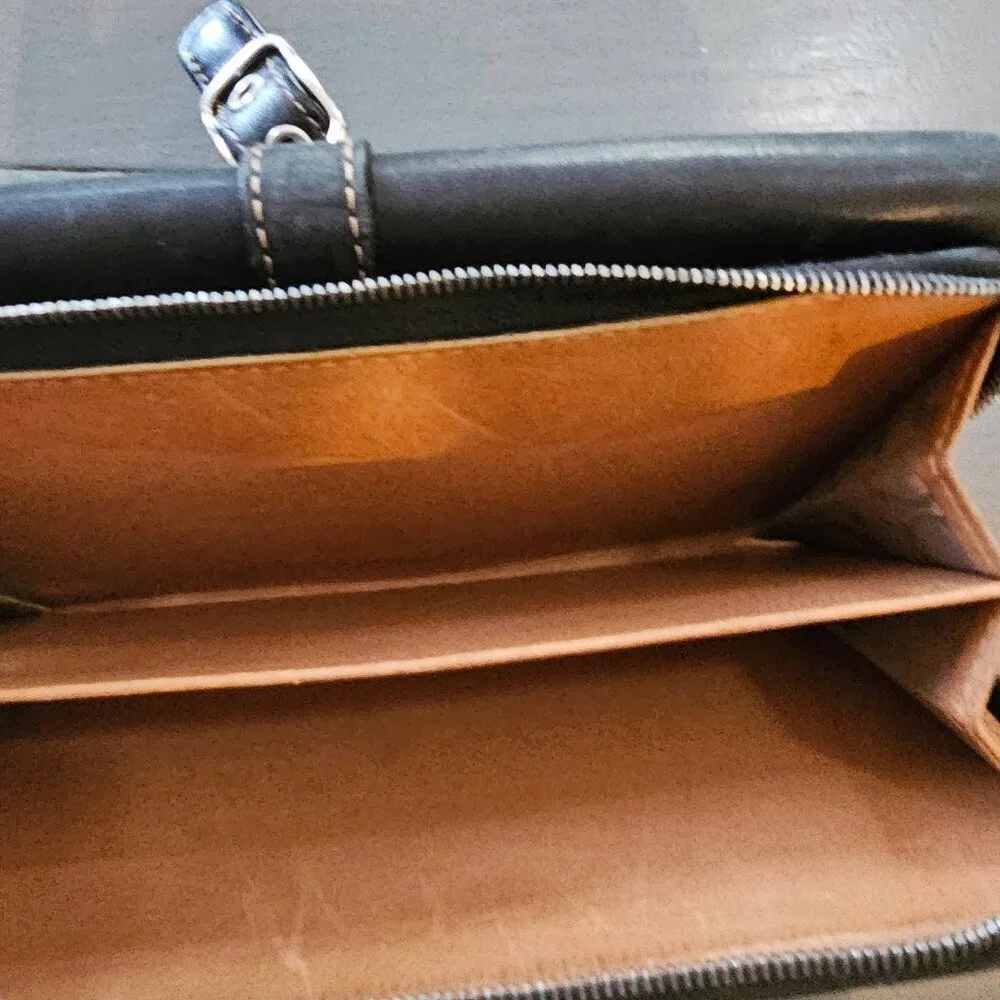 Coach Black Leather Buckle  Bi-Fold Check Book Wallet